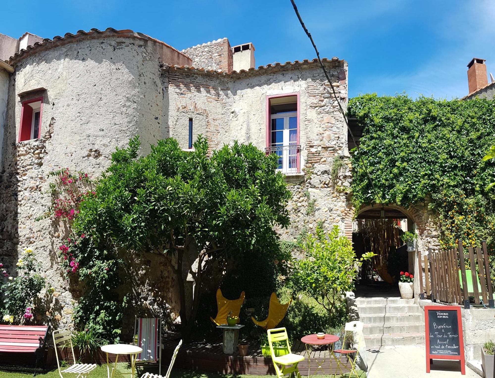 La Tour Du Terroir Bed & Breakfast Rivesaltes Luaran gambar
